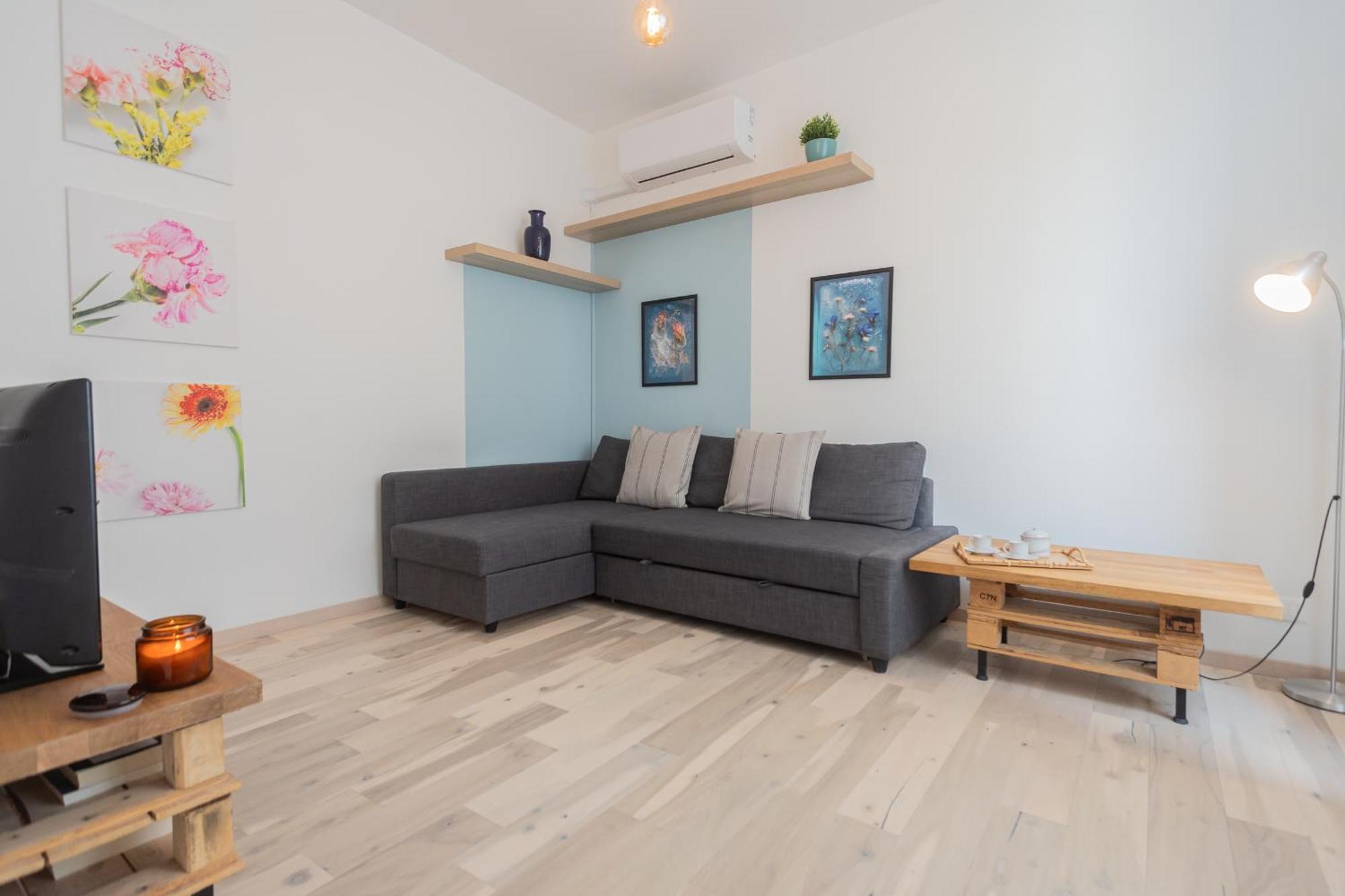 Old Court Hideaway By Rent All Côme Esterno foto